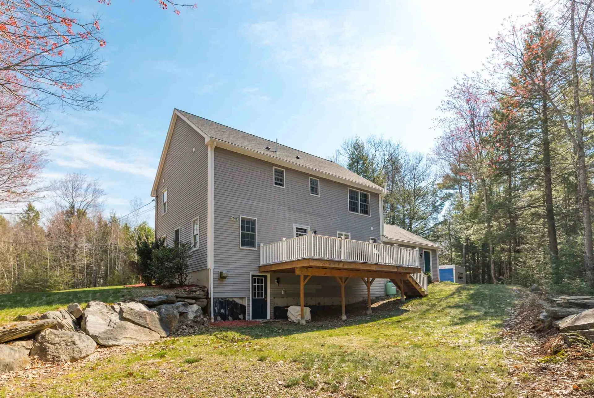 84 Highland Ridge Road Barrington NH 03825-5012