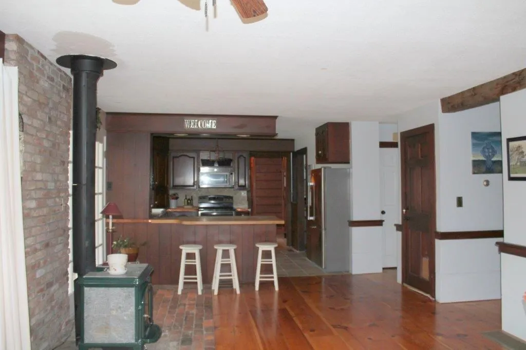 22 Scovill Road Walpole NH 03608