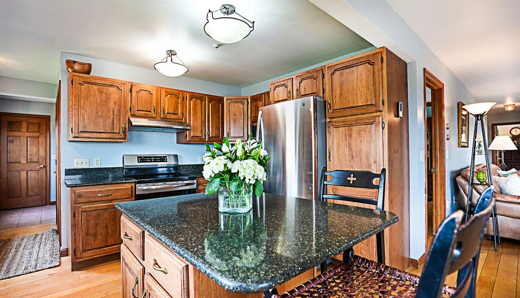 469 Ridgefield Road Shelburne VT 05482
