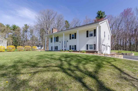 44 Twinbrook Avenue Salem NH 03079