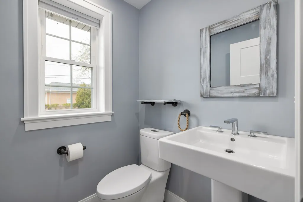 63 Granite Street Portsmouth NH 03801