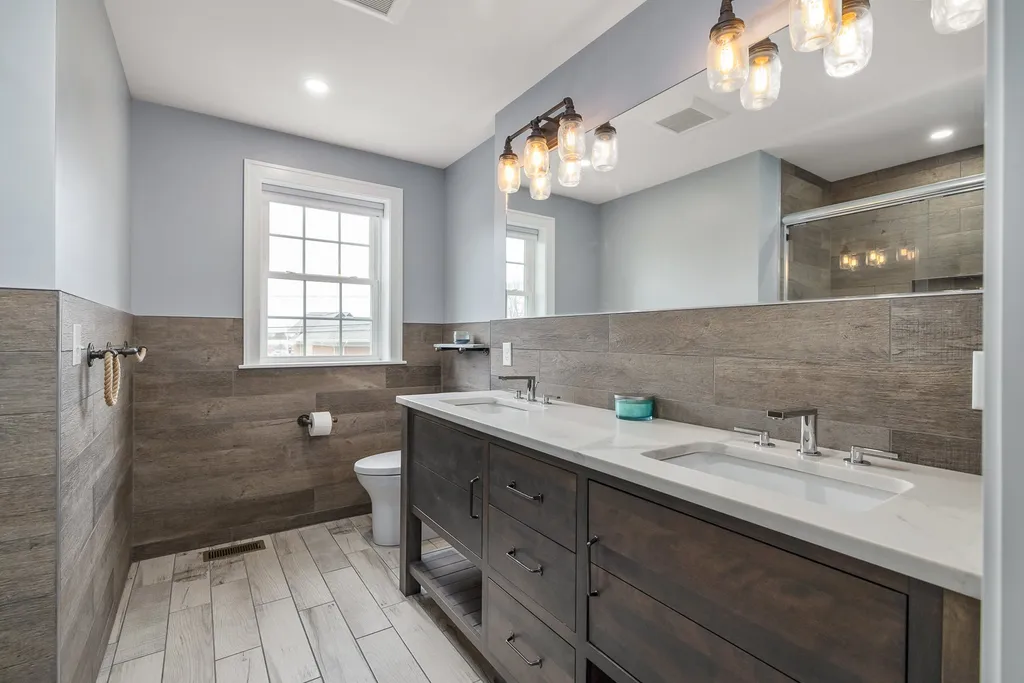 63 Granite Street Portsmouth NH 03801