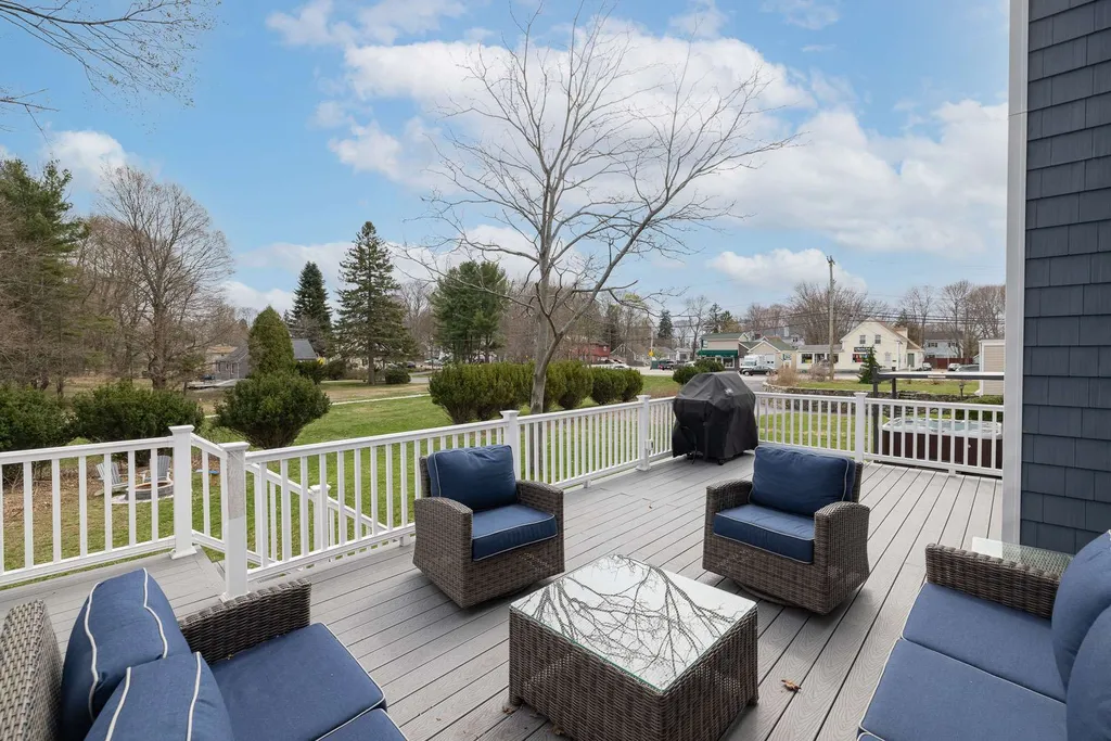 63 Granite Street Portsmouth NH 03801