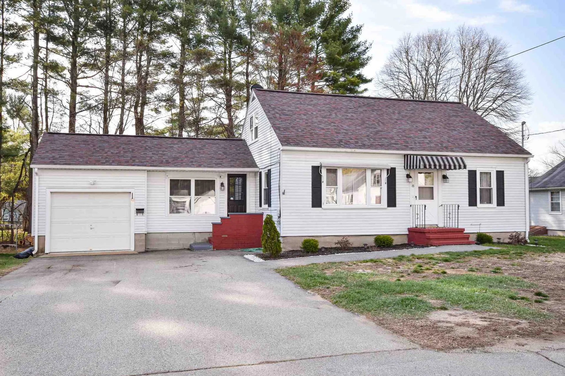 8 Hale Street Rochester NH 03867