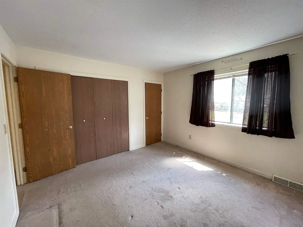 133 Colonial Drive Hartford VT 05001