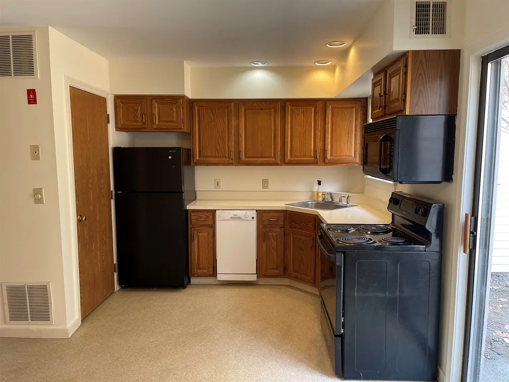 133 Colonial Drive Hartford VT 05001