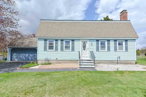 11 Juniper Lane Nashua NH 03063