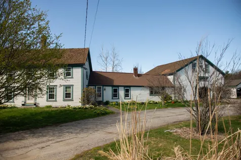 654 1st Nh Turnpike Northwood NH 03261