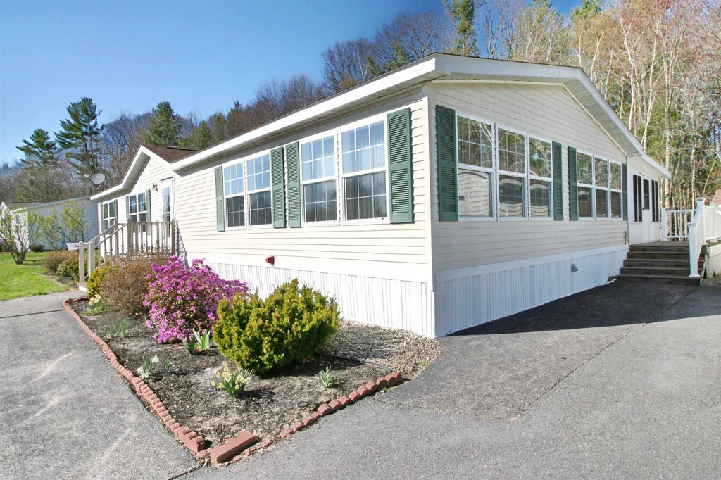42 Constitution Way Dover NH 03820