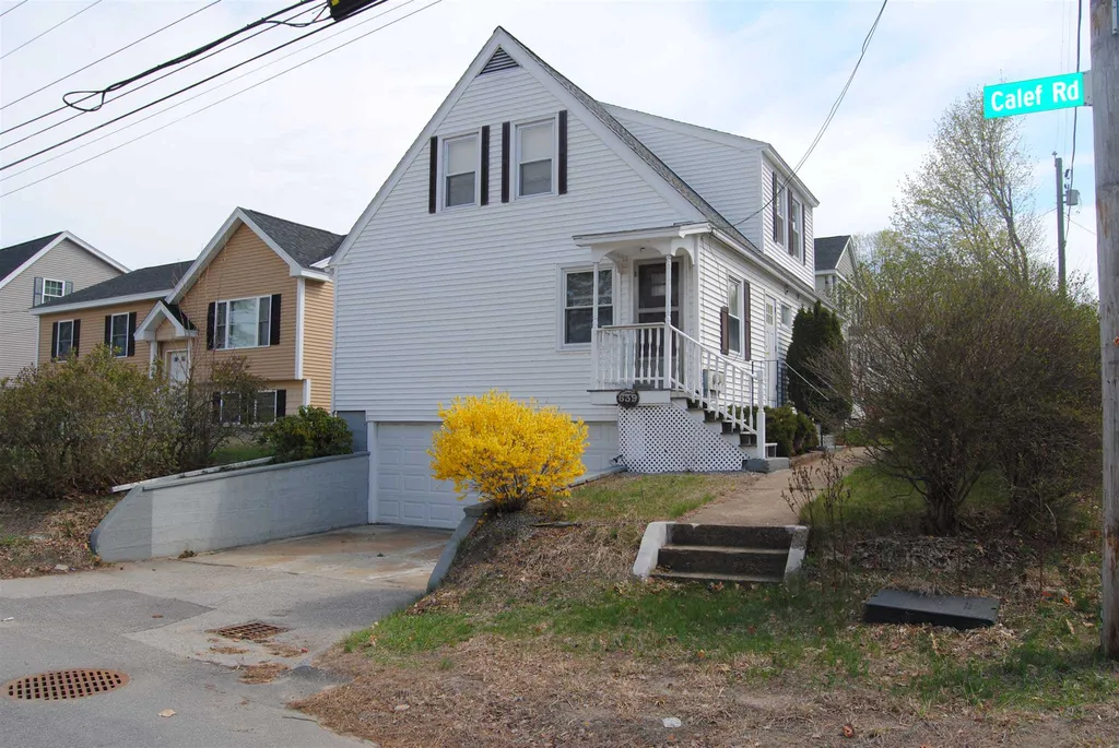 639 Calef Road Manchester NH 03103