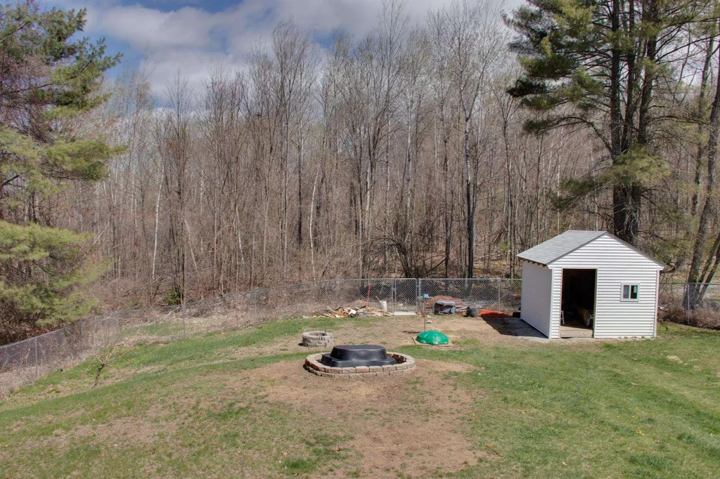 15 Westview Drive Belmont NH 03220
