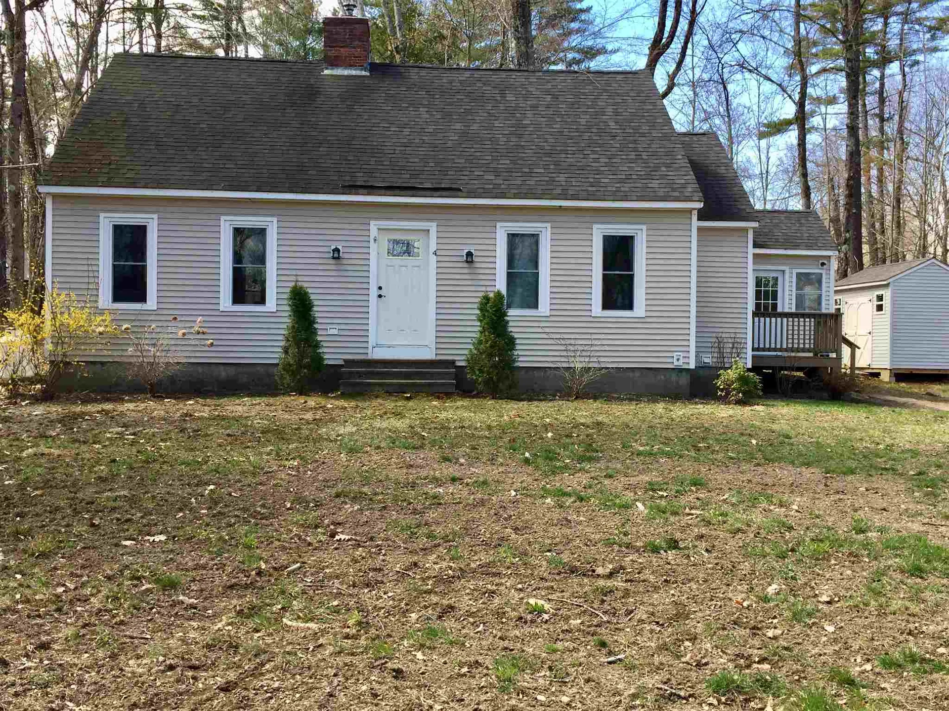 4 Lark Street Wolfeboro NH 03894-4307