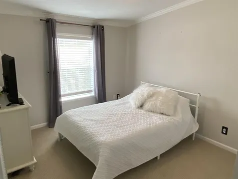 8 Evergreen Terrace Lee NH 03861