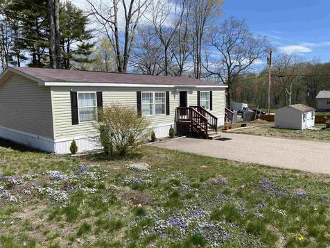 8 Evergreen Terrace Lee NH 03861