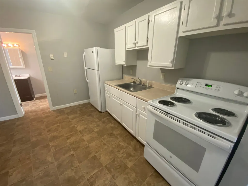 1 Pine Street Rochester NH 03867