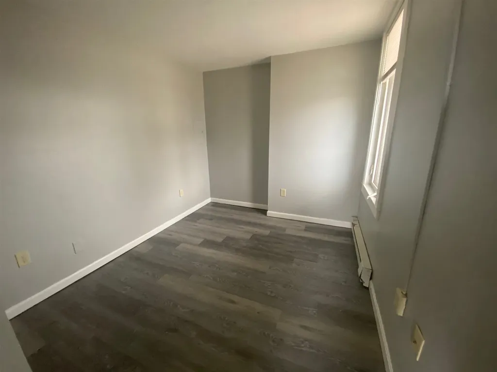 1 Pine Street Rochester NH 03867