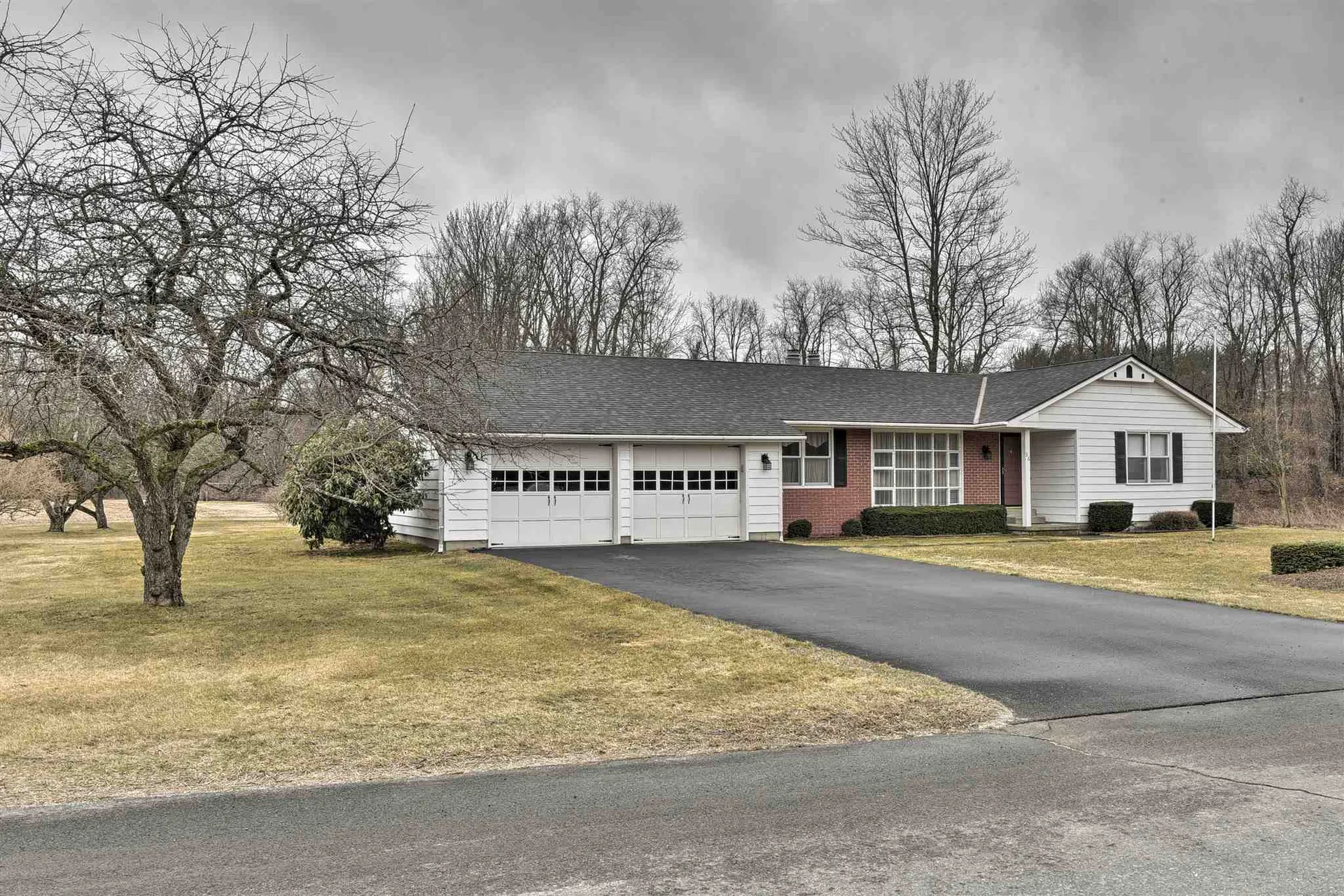 56 Old Stage Road Hinsdale NH 03451