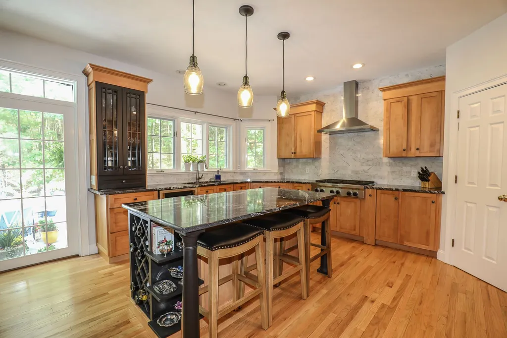 7 Checkerberry Lane Concord NH 03301