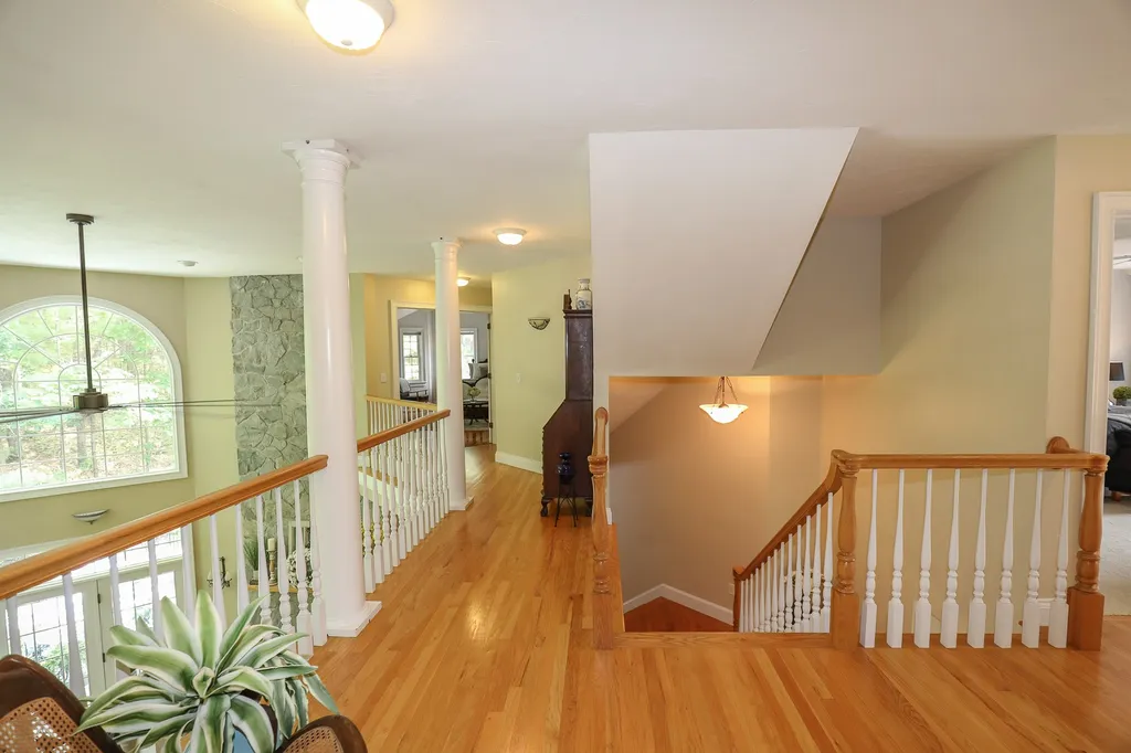 7 Checkerberry Lane Concord NH 03301