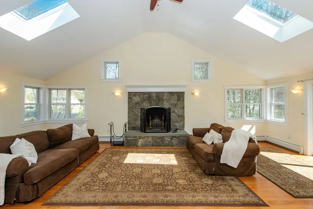 2007 Lafayette Road Portsmouth NH 03801