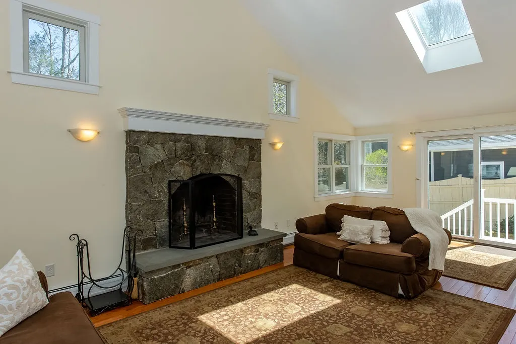 2007 Lafayette Road Portsmouth NH 03801