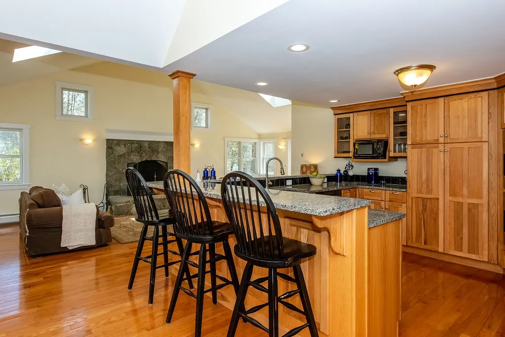2007 Lafayette Road Portsmouth NH 03801