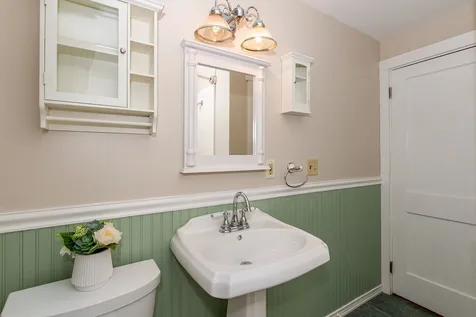2007 Lafayette Road Portsmouth NH 03801