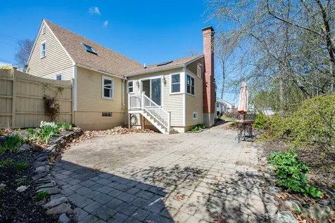 2007 Lafayette Road Portsmouth NH 03801