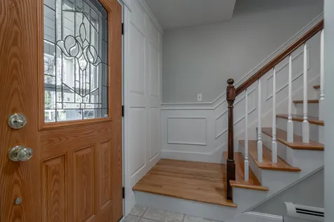 16 Woodland Drive Londonderry NH 03053
