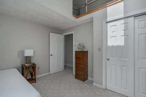 16 Woodland Drive Londonderry NH 03053