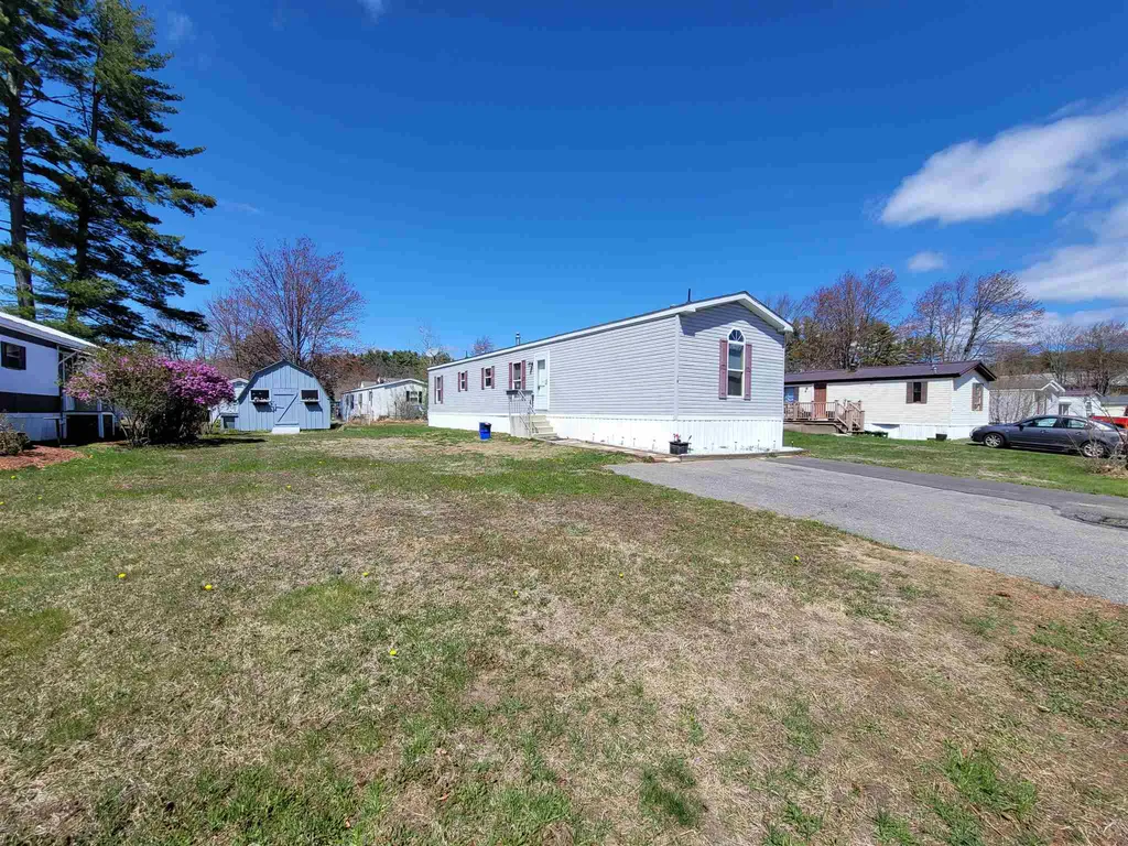 10 Monarch Drive Concord NH 03303