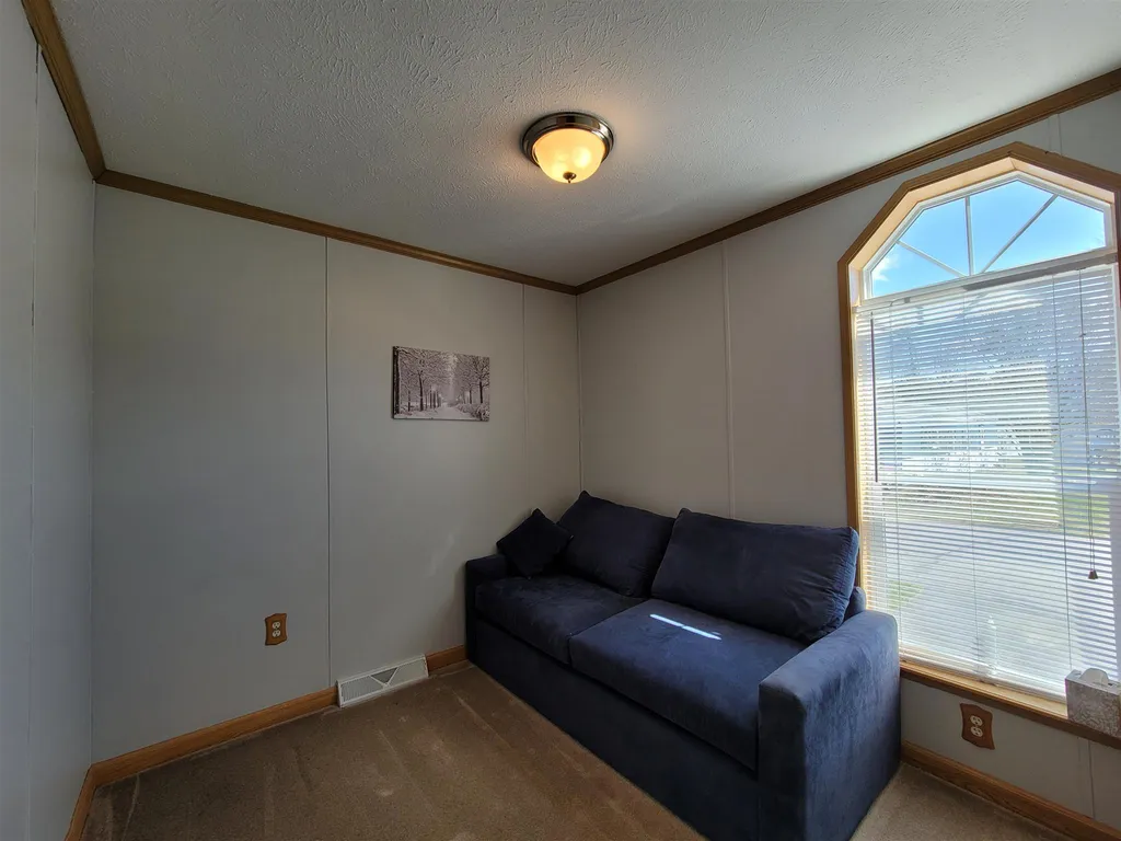 10 Monarch Drive Concord NH 03303