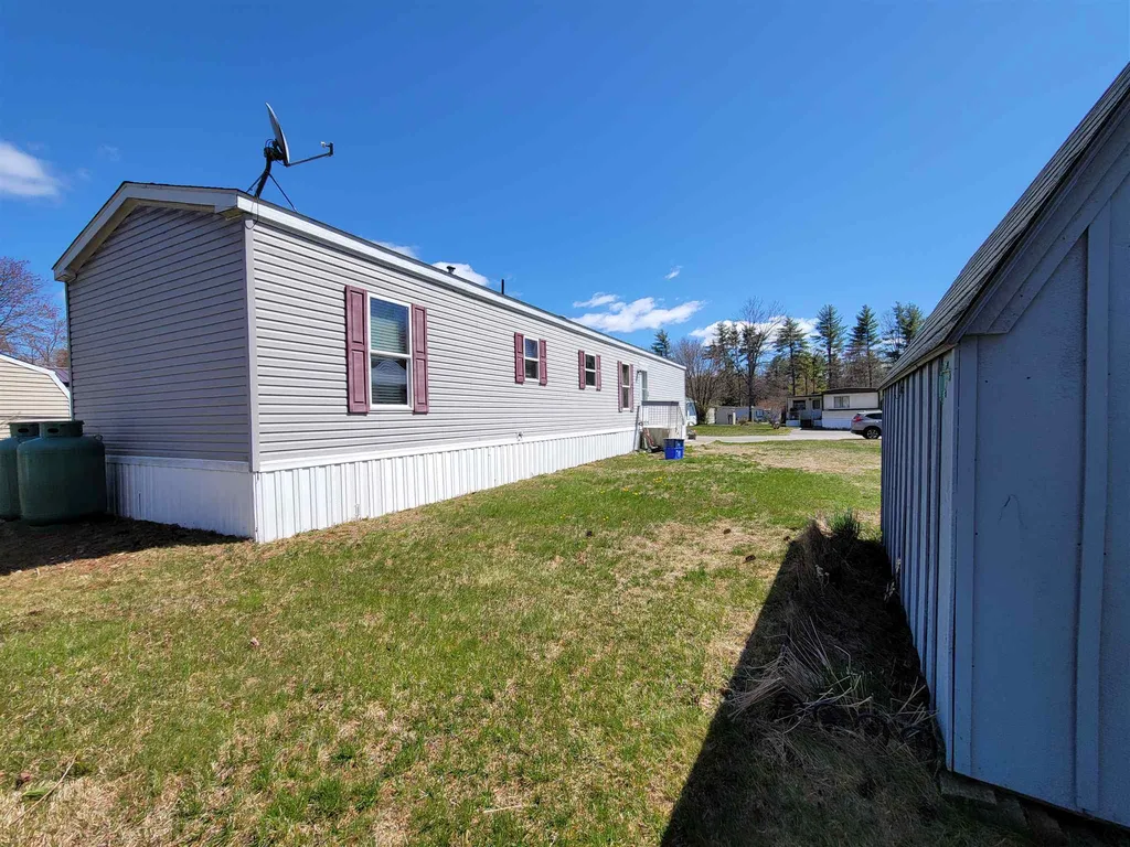 10 Monarch Drive Concord NH 03303