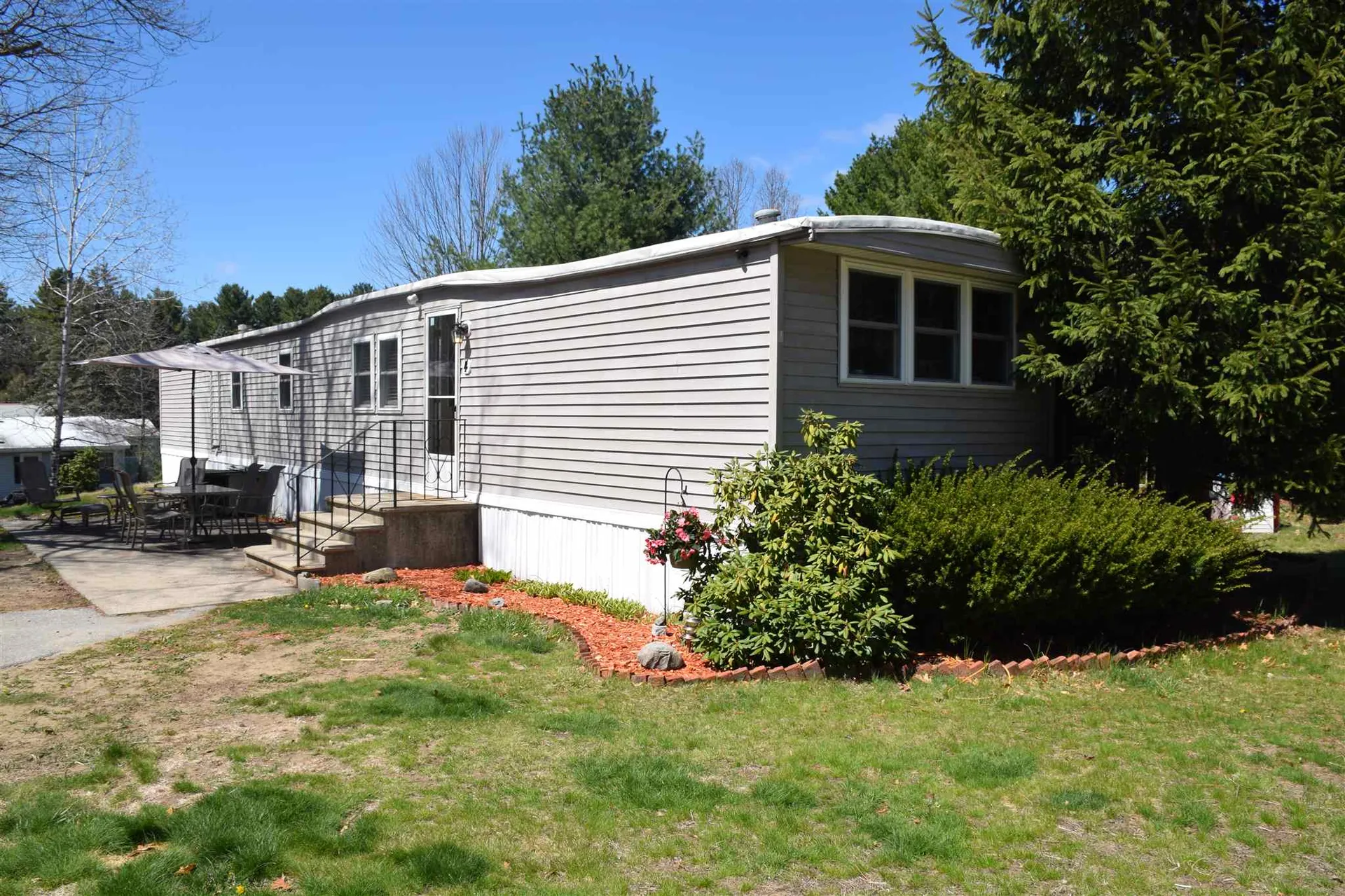 4 Westerdale Drive Nashua NH 03063
