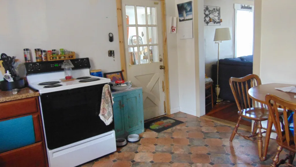 59-61 Preston Street Hillsborough NH 03244