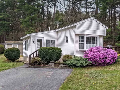 7 Bangor Street Nashua NH 03063