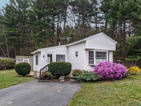 7 Bangor Street Nashua NH 03063