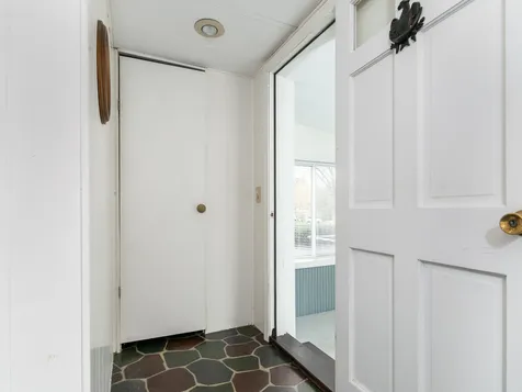 7 Bangor Street Nashua NH 03063