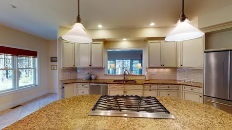 100 Sandpiper Lane Kittery ME 03904