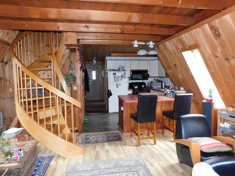 24 Hemlock Hill Road Newfane VT 05345