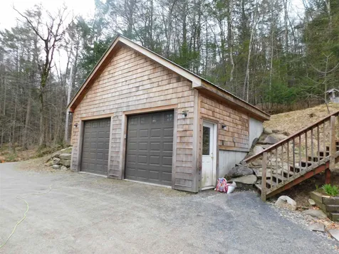 24 Hemlock Hill Road Newfane VT 05345