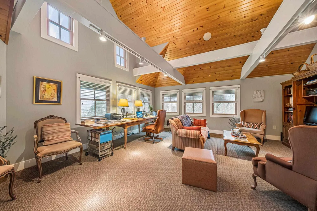 51 Tracy Way Meredith NH 03253