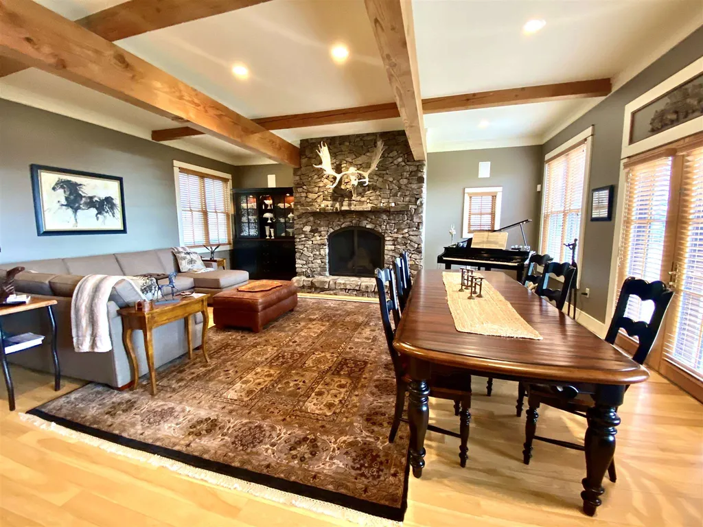 51 Tracy Way Meredith NH 03253