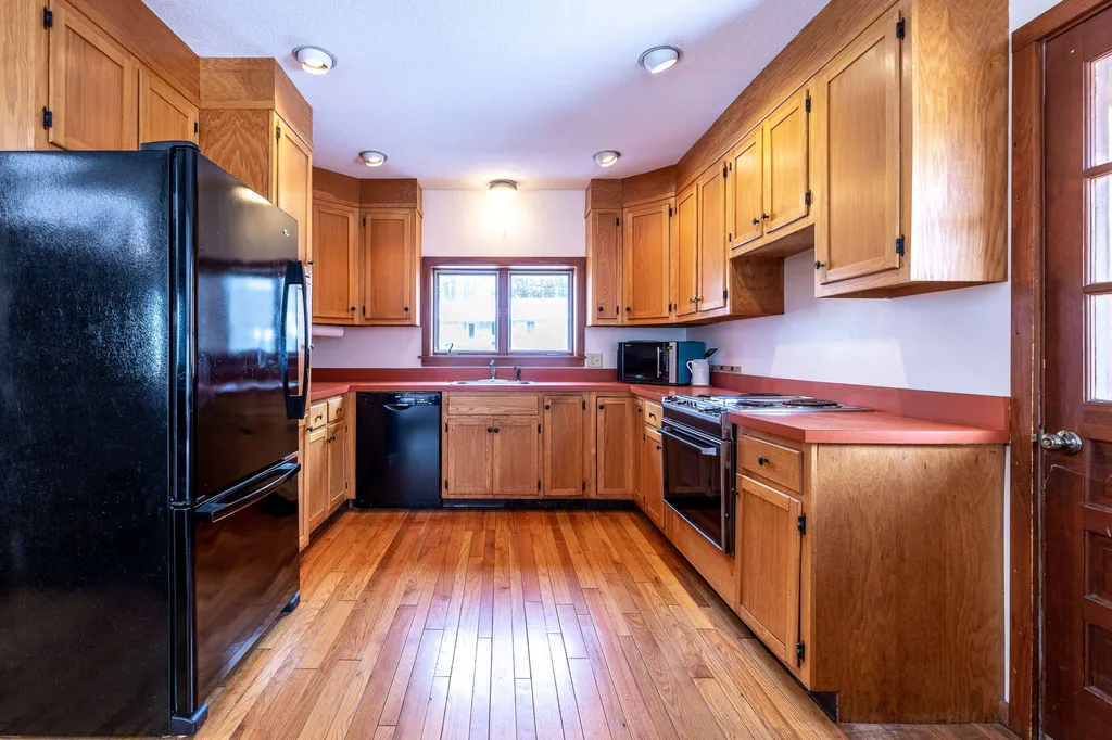 15 Wildwood Drive Lebanon NH 03784