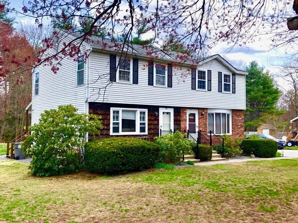 91 Scobie Pond Road Derry, NH Real Estate Property MLS 4857525