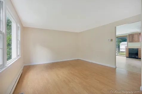 91 Scobie Pond Road Derry NH 03038