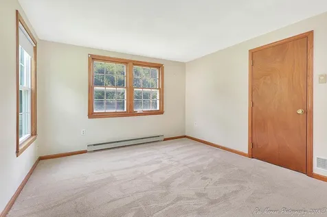 91 Scobie Pond Road Derry NH 03038
