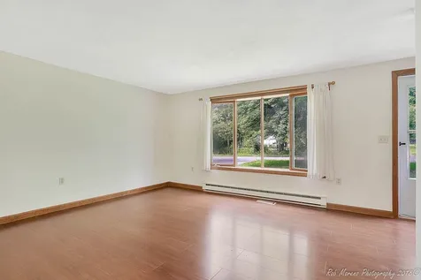 91 Scobie Pond Road Derry NH 03038