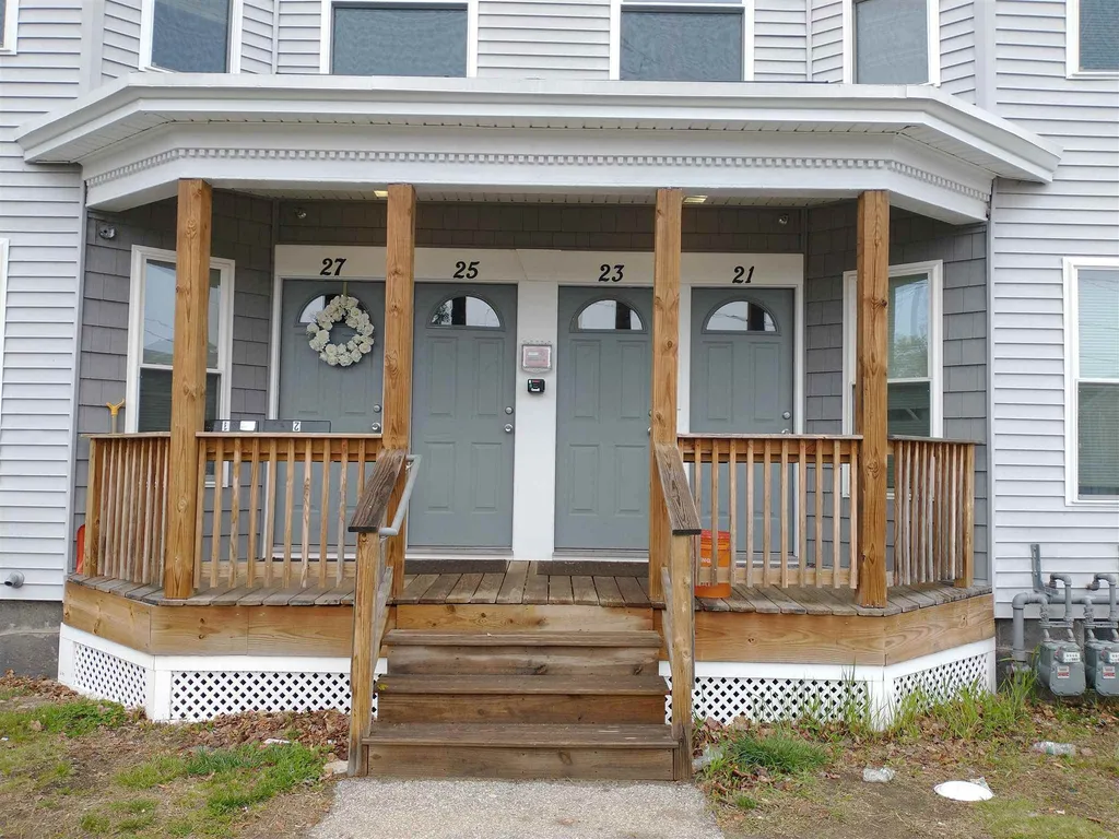 21 Clifford Avenue Manchester NH 03103