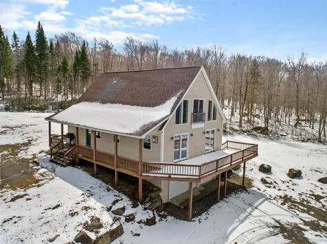 34 Fern Drive Pittsburg NH 03592